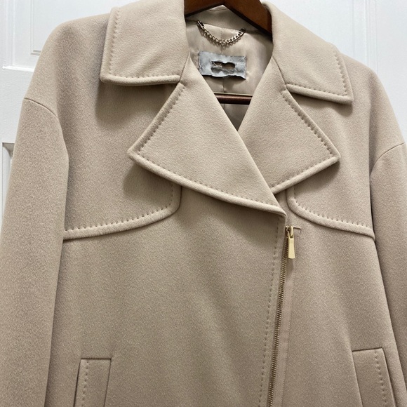 Cashmere coat by MaxMara group - Picture 3 of 8
